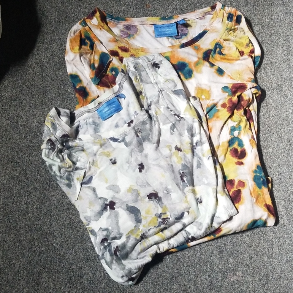 2 Vera Wang tops